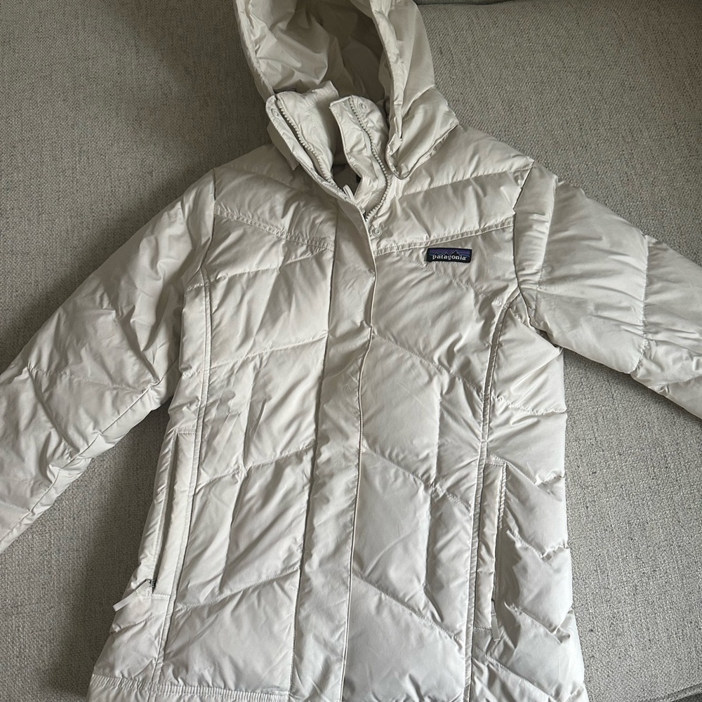 Patagonia Cream Puffer Jacket